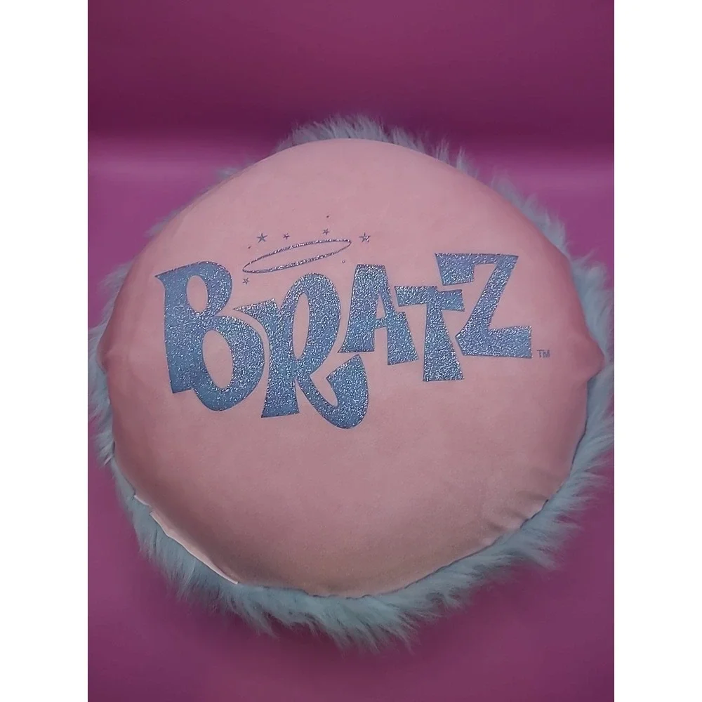 Bratz Cloe MGA Home Decor Pillow‎ Room Pink Round